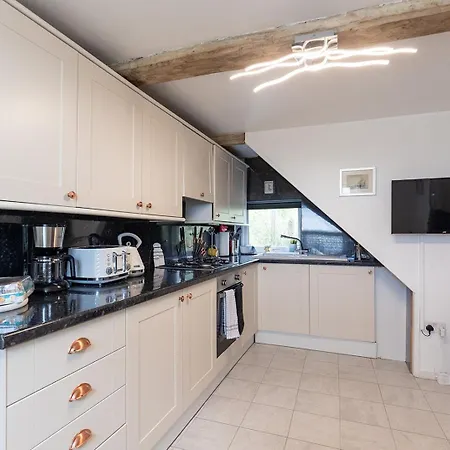 Free Birds Rest - Coastal Escape - Sleeps 8 Dom wakacyjny