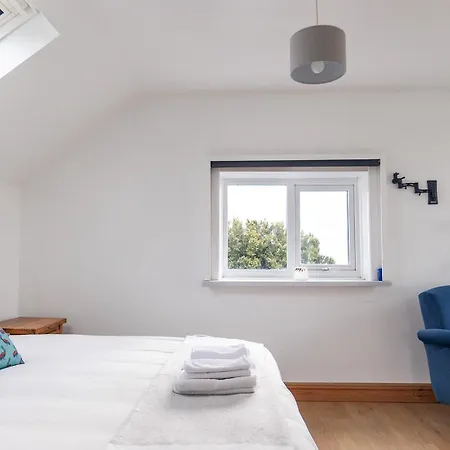 Free Birds Rest - Coastal Escape - Sleeps 8 Beckfoot (Cumberland, Cumbria)