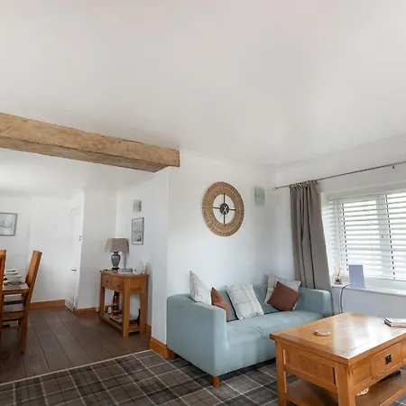 Free Birds Rest - Coastal Escape - Sleeps 8 Beckfoot (Cumberland, Cumbria)