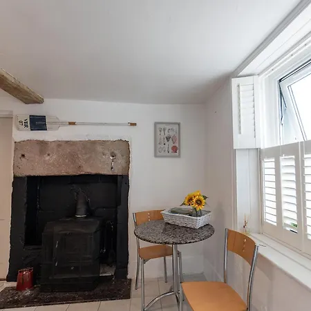 Free Birds Rest - Coastal Escape - Sleeps 8 * Beckfoot (Cumberland, Cumbria)