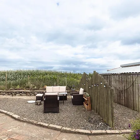 Free Birds Rest - Coastal Escape - Sleeps 8 Beckfoot (Cumberland, Cumbria)